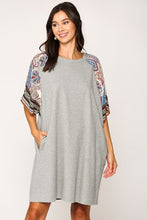 Load image into Gallery viewer, Solid Side Pocket Shift Dress freeshipping - Quail Creek
