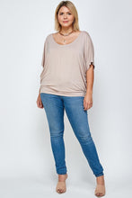 Load image into Gallery viewer, Solid Knit Top, With A Flowy Silhouette freeshipping - Quail Creek
