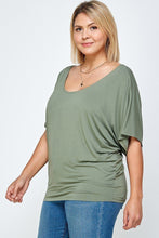 Load image into Gallery viewer, Solid Knit Top, With A Flowy Silhouette freeshipping - Quail Creek
