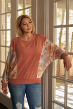 Load image into Gallery viewer, Plus Size Coral Tie-dye Long Sleeve Relaxed Round Neck Top
