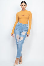 Load image into Gallery viewer, Distressed Boyfriend Jeans
