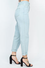 Load image into Gallery viewer, Double Button High-waisted Jeans
